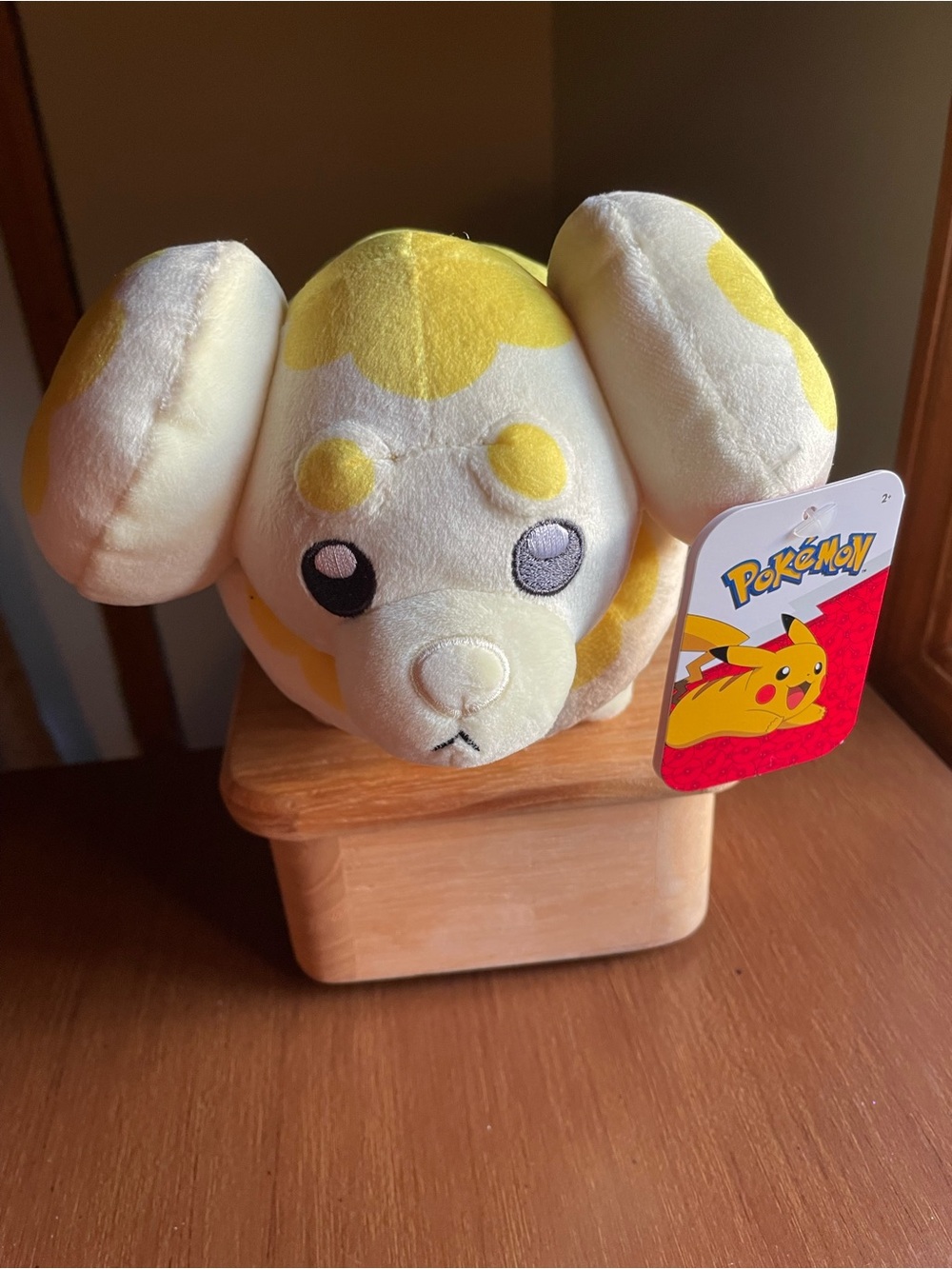 NWT Pokemon Fidough 8" Plush Jazwares